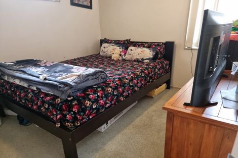 Photo of property in 6 Black Teal Close, Unsworth Heights, Auckland, 0632