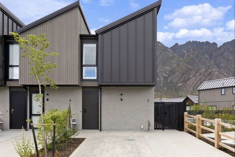 Photo of property in 2 Mcgibbon Lane, Jacks Point, 9371