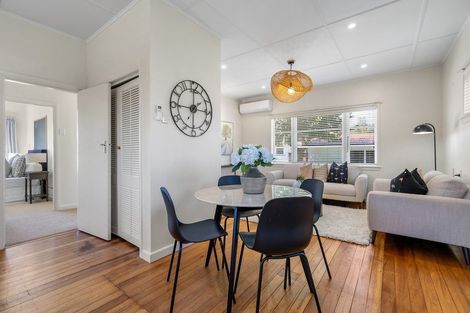 Photo of property in 127b Williams Street, Cambridge, 3434