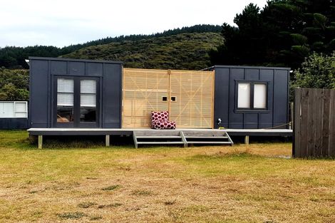 Photo of property in 11b Centreway Road, Port Waikato, 2695