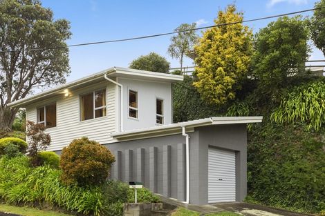 Photo of property in 1 Vista Grove, Kelson, Lower Hutt, 5010