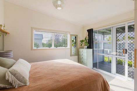 Photo of property in 50 Bibby Street, Waipawa, 4210