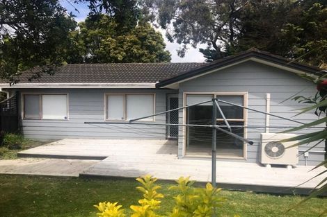 Photo of property in 34 Kelman Road, Kelston, Auckland, 0602