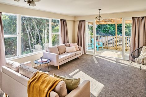 Photo of property in 22 Angell Street, Johnsonville, Wellington, 6037