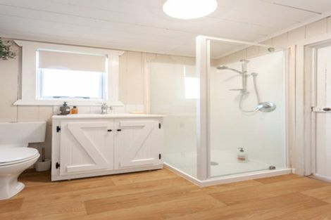 Photo of property in 25 Momona Road, Greenlane, Auckland, 1051