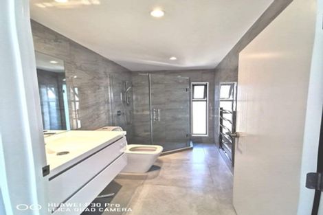 Photo of property in 18 Monarch Avenue, Hillcrest, Auckland, 0627