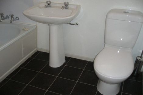 Photo of property in 2/285 Fergusson Drive, Heretaunga, Upper Hutt, 5018