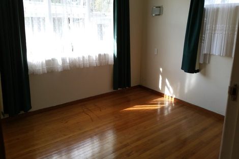 Photo of property in 19a Cutler Street, New Lynn, Auckland, 0600