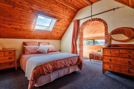 Photo of property in 6 Johnson Street, Milton, 9220