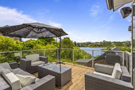 Photo of property in 9 Tauwaka Crescent, Riverhead, 0820