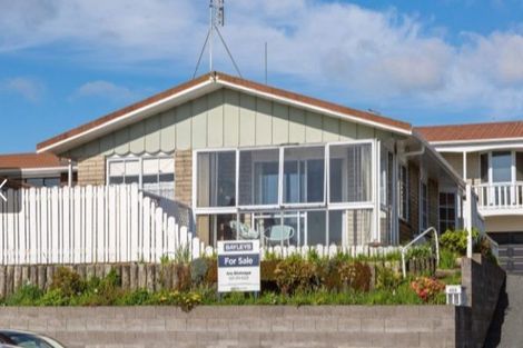 Photo of property in 496-498 Devon Street East, Strandon, New Plymouth, 4312