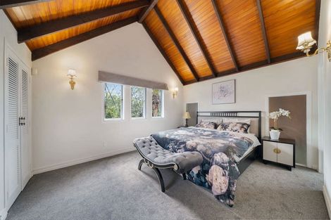 Photo of property in 68 Kaurilands Road, Titirangi, Auckland, 0604