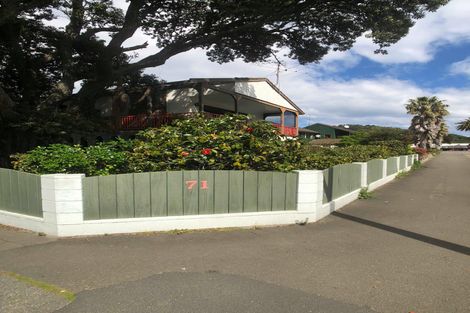 Photo of property in 71 Esplanade, Kaiti, Gisborne, 4010