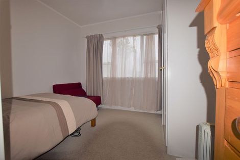 Photo of property in 1/33 Blacklock Avenue, Henderson, Auckland, 0612