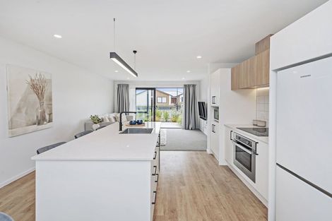 Photo of property in 12 Miromiro Street, Broomfield, Christchurch, 8042