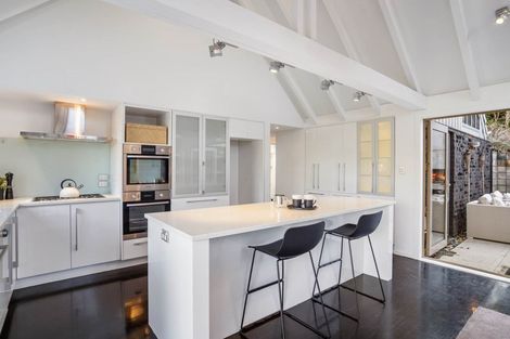 Photo of property in 32 Crocus Place, Remuera, Auckland, 1050