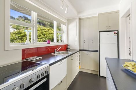 Photo of property in 8 Naughton Terrace, Kilbirnie, Wellington, 6022