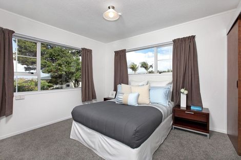 Photo of property in 2/16 Jutland Road, Hauraki, Auckland, 0622