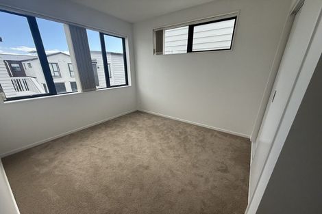 Photo of property in 20 Tukauri Place, Papakura, 2110