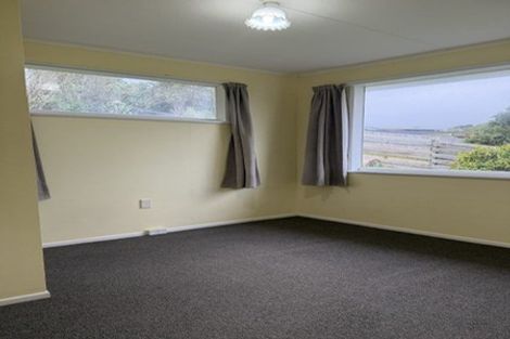 Photo of property in 44 Acacia Avenue, Maungaraki, Lower Hutt, 5010