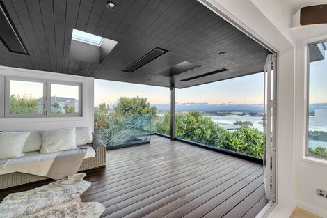 Photo of property in 6 Dunkeld Lane, Redcliffs, Christchurch, 8081