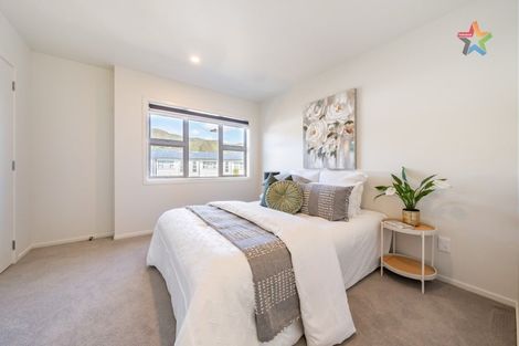 Photo of property in 17 Mcgrath Way, Taita, Lower Hutt, 5011