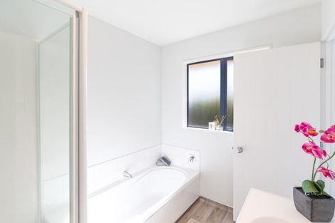 Photo of property in 17 Ballymena Drive, Belfast, Christchurch, 8051