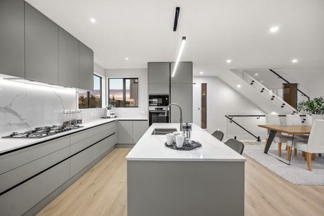 Photo of property in 13c Dominion Street, Takapuna, Auckland, 0622