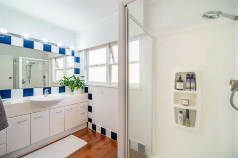 Photo of property in 1/14 Lake View Road, Takapuna, Auckland, 0622