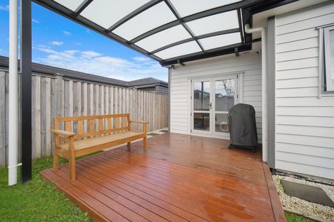 Photo of property in 20 Opoka Street, Takanini, 2110