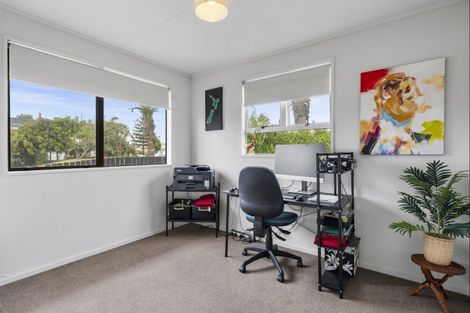 Photo of property in 1297 Papamoa Beach Road, Papamoa Beach, Papamoa, 3118