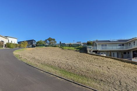 Photo of property in 20 Charlotte Way, Raumati South, Paraparaumu, 5032