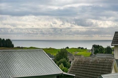 Photo of property in 22 Culzean Grove, Bell Block, New Plymouth, 4312