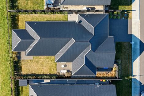 Photo of property in 7 Cam Mill Place, Rangiora, 7400