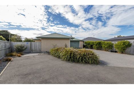 Photo of property in 62 Railway Road, Rangiora, 7400