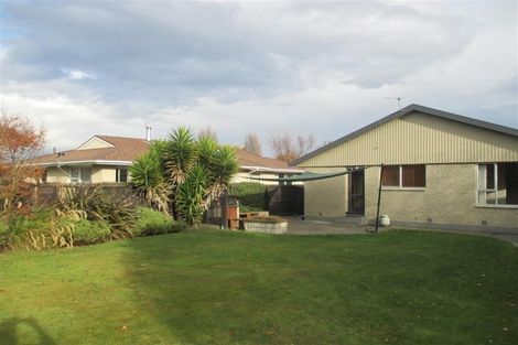Photo of property in 61 Charnwood Crescent, Bishopdale, Christchurch, 8051