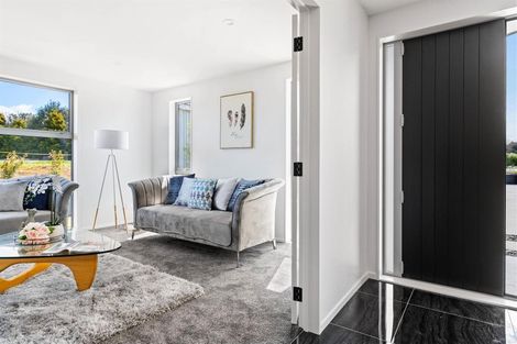 Photo of property in 2d Masters Road, Waiuku, 2681