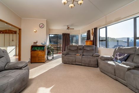 Photo of property in 27 Martin Road, Fairfield, Dunedin, 9018