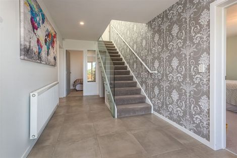 Photo of property in 11 Mortens Lane, Mount Pleasant, Christchurch, 8081