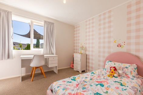 Photo of property in 33 Breadalbane Road, Havelock North, 4130