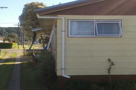 Photo of property in 10 Solander Street, Tolaga Bay, 4077