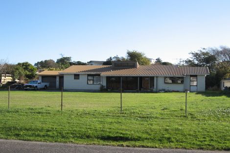 Photo of property in 33-35 Hillcrest Road, Raumati South, Paraparaumu, 5032