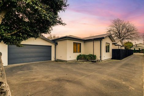 Photo of property in 50 Jeffreys Road, Fendalton, Christchurch, 8052