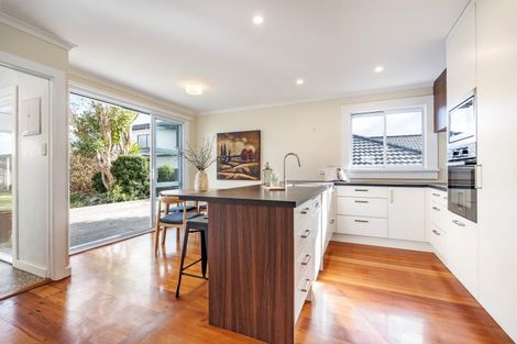 Photo of property in 228 Carrington Street, Vogeltown, New Plymouth, 4310