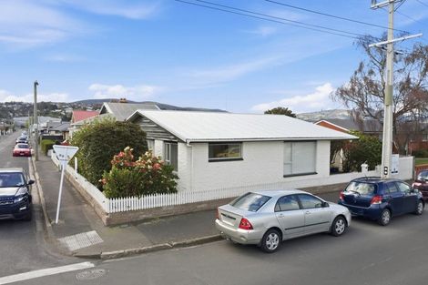 Photo of property in 160 Macandrew Road, South Dunedin, Dunedin, 9012