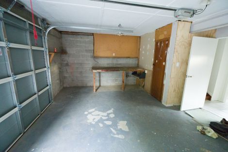 Photo of property in 287 Shakespeare Street, Leamington, Cambridge, 3432