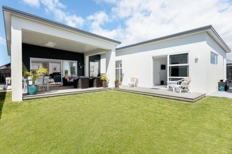 Photo of property in 126 Coast Boulevard, Papamoa Beach, Papamoa, 3118