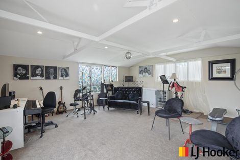 Photo of property in 121h George Street, Tuakau, 2121