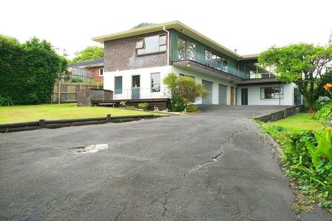 Photo of property in 287 Titirangi Road, Titirangi, Auckland, 0604