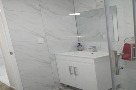 Photo of property in 91 Kamara Road, Glen Eden, Auckland, 0602